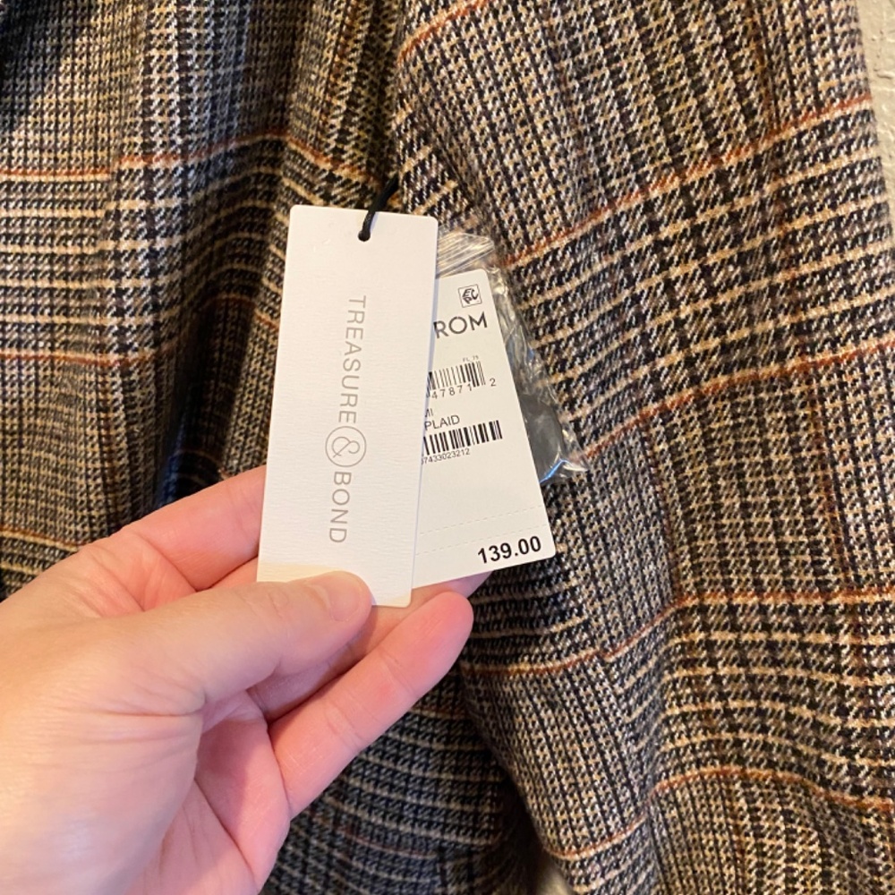 Treasure and bond blazer - Picture 2 of 3